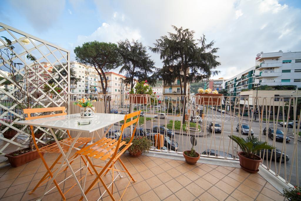 Anthea Bb Napoli Acomodação com café da manhã Exterior foto